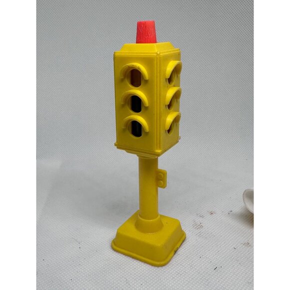 Vintage Fisher-Price Little People Playset Vehicles & Accessories Traffic Imagin - Picture 12 of 13